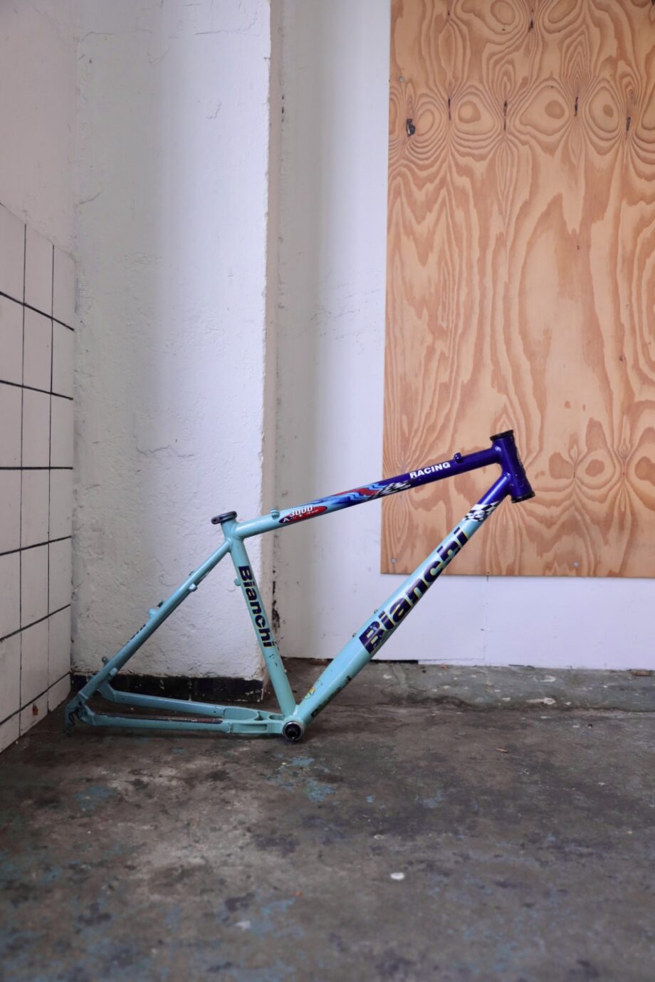 Bianchi Racing 3000 45x56 (M / 18")