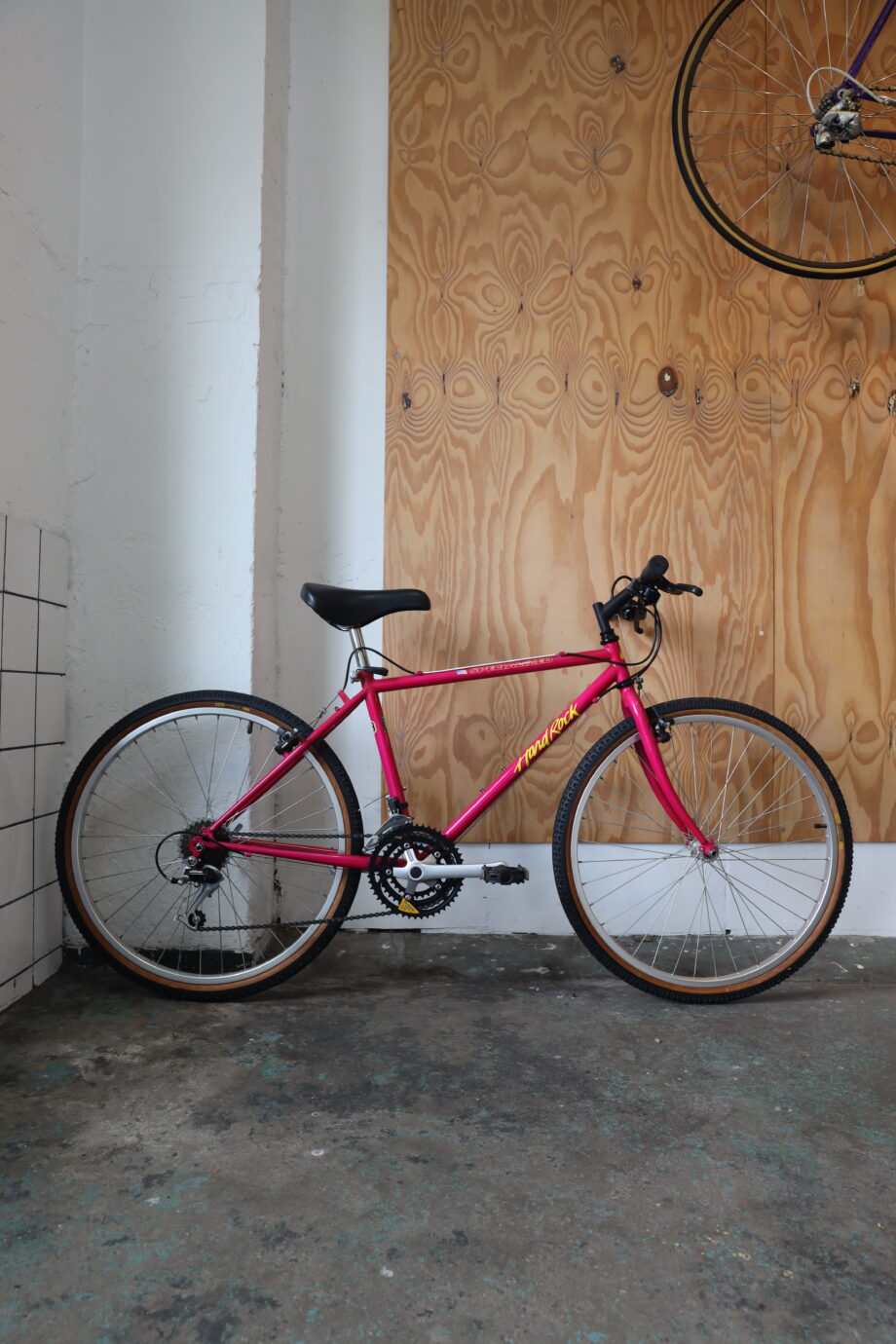 Specialized Hardrock — S (1.55 — 1.70)