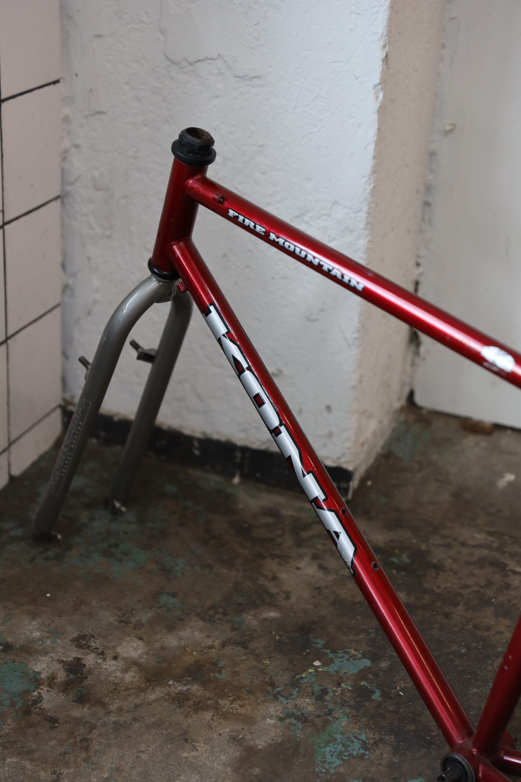 Kona Fire Mountain — 19" (M/L)